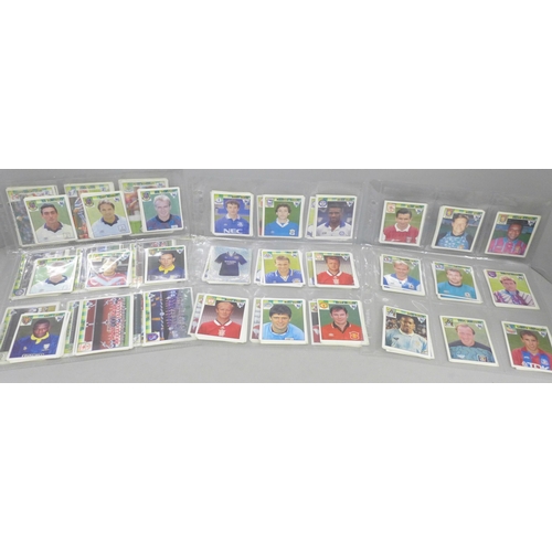 668 - Football stickers issued by Merlin from their 1995 Premier League set, 450 in total - duplication, m... 