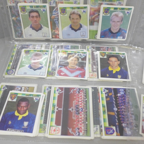 668 - Football stickers issued by Merlin from their 1995 Premier League set, 450 in total - duplication, m... 