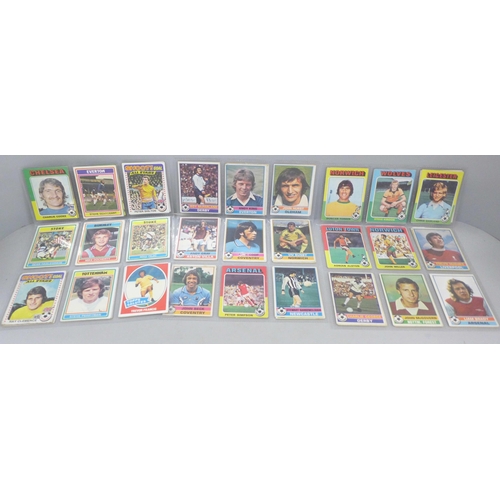 671 - Football Trading Cards, issued by Topps from various sets in the 1970s, 110 in total, mixed conditio... 