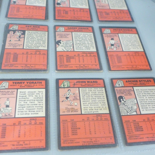 671 - Football Trading Cards, issued by Topps from various sets in the 1970s, 110 in total, mixed conditio... 