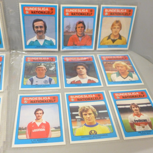 672 - Football Trading Cards, issues by Americana Munchen from their 1970 set, 70 in total, excellent cond... 