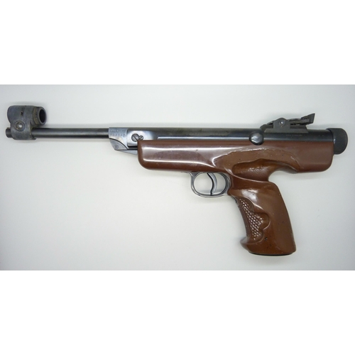 853 - A 4.5 .177 calibre target shooting air pistol, handle a/f