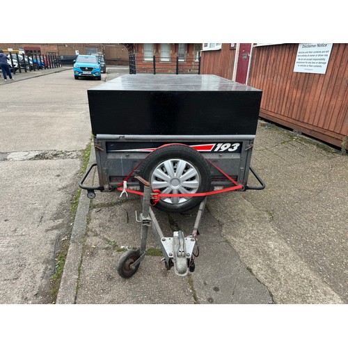 5336 - An Erde 193 metal framed trailer (code for lock 4585)