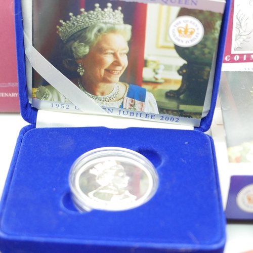 926 - A collection of coin sets including UK 1991 and 1992, Queen Elizabeth The Queen Mother, 1993 UK proo... 