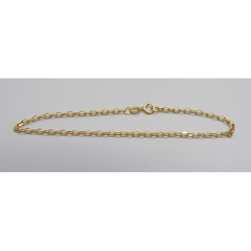 975 - A 9ct gold bracelet, 0.6g, 18cm