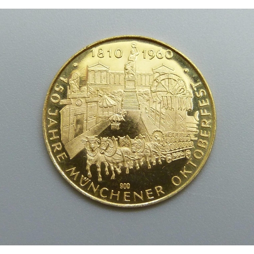 981 - A German gold 1810-1960 150 years Munchener Oktoberfest medal, .900 gold, 3.6g