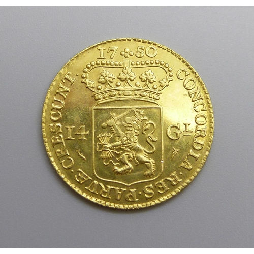 982 - A Dutch 14 Guilders gold coin, 0.917 fineness, 10g, restrike