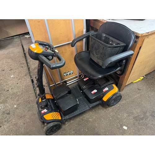 5089 - A Excel lightweight 4 wheel mobility scooter with charger and key  - driven in to saleroom