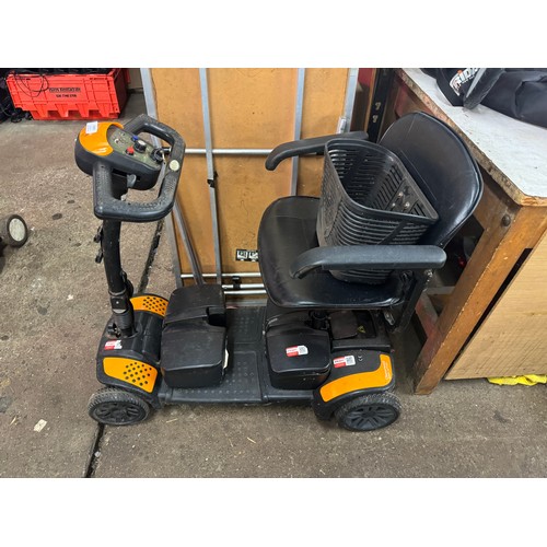 5089 - A Excel lightweight 4 wheel mobility scooter with charger and key  - driven in to saleroom