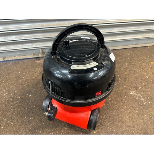 5123 - A Henry vacuum cleaner - no attachments