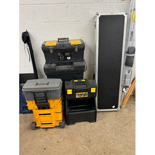 5179 - A selection of tool boxes including a Wickes 24” heavy duty tool box, a Stanley Mobile Tool Centre, ... 