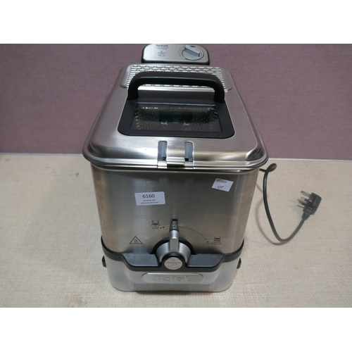 6160 - Tefal Fryer               (338-425) *This lot is subject to Vat