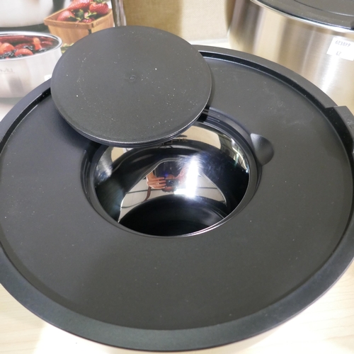 6005 - Miu stainless steel mixing bowl set (338-42) *This lot is subject to Vat