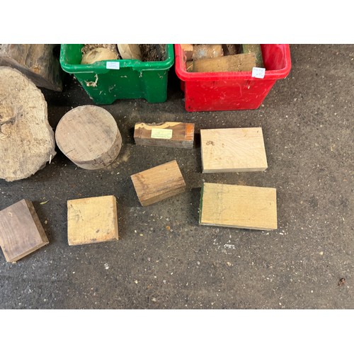 5127 - A large quantity of wood turning blanks, a quantity of seasoned yew and an oak burr