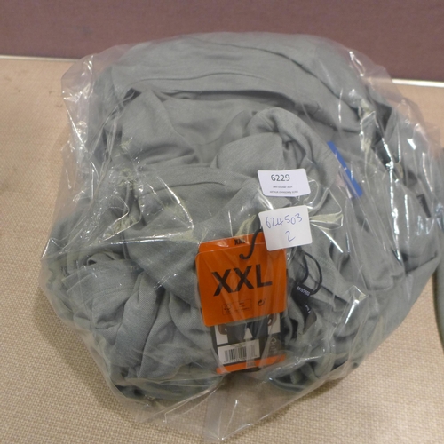 6229 - A quantity of Tahari 2 tone pique t-shirts, green, various sizes (L337) *This lot is subject to VAT