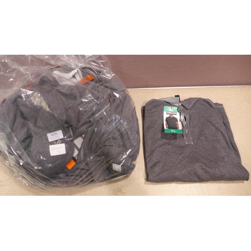 6230 - A quantity of mens grey polo shirts, various sizes (L337)  *This lot is subject to VAT