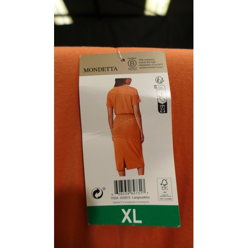 6236 - A quantity of Mondetta dresses with elasticated waist in orange, various sizes (L337) *This lot is s... 