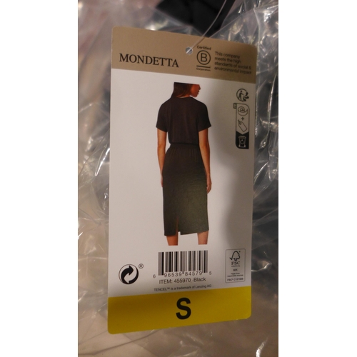 6292 - A quantity of Mondetta dress with elasticated waist in black, various sizes, (L337)  *This lot is su... 