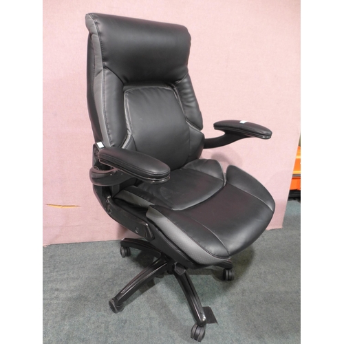 6173 - Dormeo True Innovation Managers Chair, Original RRP £149.99 + Vat (338-410) *This lot is subject to ... 