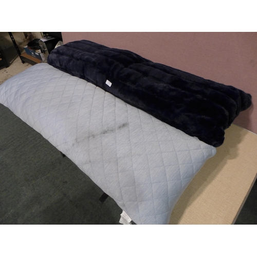 6186 - Cooling Body Pillow And An Abella Body Pillow 
 (338-276,389) *This lot is subject to Vat