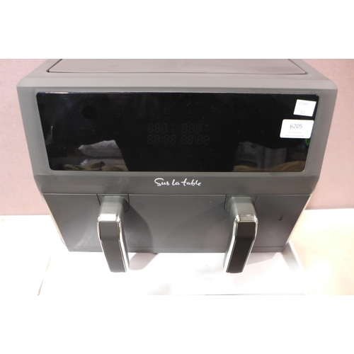 6205 - Sur La Table Air Fryer (338-340) *This lot is subject to Vat