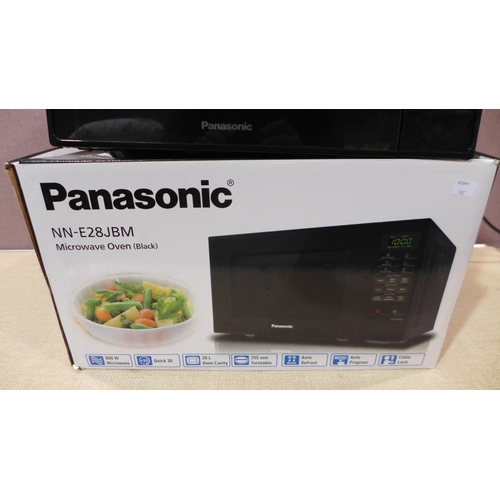 6214 - Panasonic Solo Black Microwave   (338-182) *This lot is subject to Vat