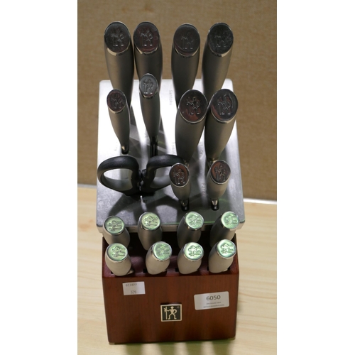 6050 - Henckels Knife Block, Original RRP £144.99 + Vat (338-325) *This lot is subject to Vat