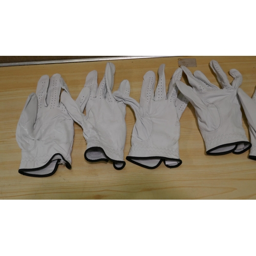 6067 - Qty Of Mixed Kirkland Signature Golf Gloves (338-57,58.305.306) *This lot is subject to Vat