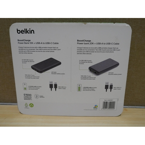 6073 - 2x Mixed Belkin Powerbanks (338-238) *This lot is subject to Vat