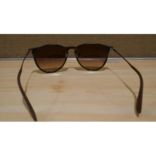 6078 - Rayban Tortoise Sunglasses (338-263) *This lot is subject to Vat