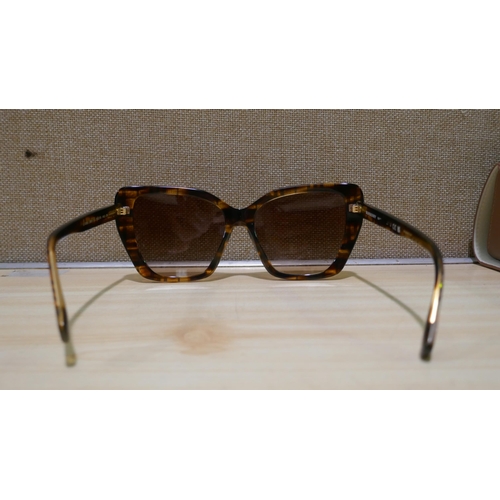 6082 - Burberry Brown Check Plastic Sunglasses (338-99) *This lot is subject to Vat