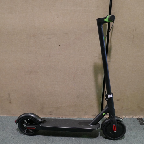 6108 - Li-fe 250 Air electric scooter - No Charging Lead