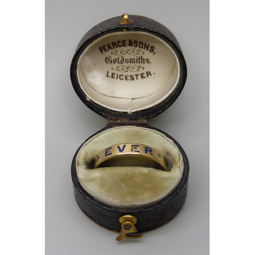 7037 - A Georgian 18ct gold and enamel mourning ring, 'Ever Thine', London 1765, 2.3g, L