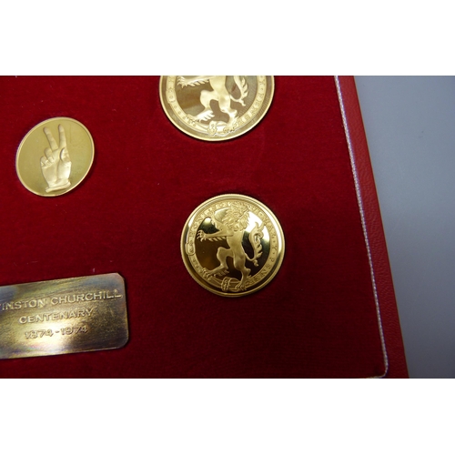 7066 - A 22ct gold coin set - Centenary of Sir Winston Churchill 1874-1974 commemorative medallions, limite... 