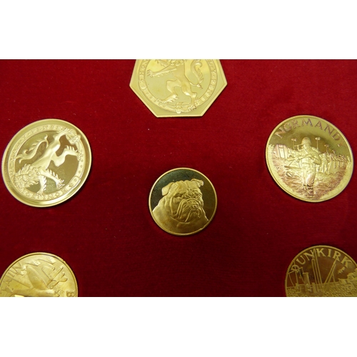 7066 - A 22ct gold coin set - Centenary of Sir Winston Churchill 1874-1974 commemorative medallions, limite... 