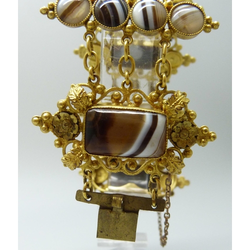 7089 - An early Victorian gilt metal and agate set panel bracelet, largest panels 2.4 x 4.5cm