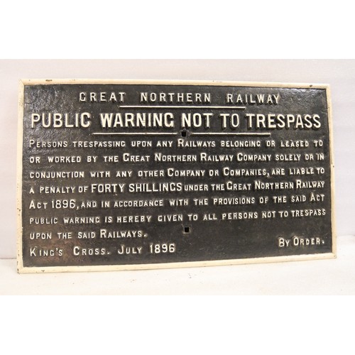 9065 - A Great Northern cast iron trespass warning sign dated 'King's Cross July 1896'. Measures 41 x 71cm ... 