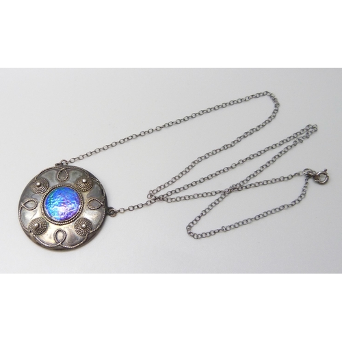 7107 - A Charles Horner silver and enamel pendant on chain, Chester 1910, 8.5g, 3.1cm pendant