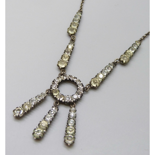 7111 - An Art Deco silver and paste set drop necklace, 6.9g, 39cm