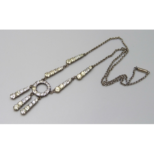 7111 - An Art Deco silver and paste set drop necklace, 6.9g, 39cm