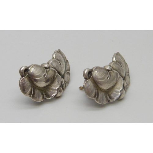 7135 - A pair of silver Georg Jensen earrings, 2.3cm, number 50A