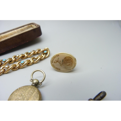 7158 - A collection of Victorian and later jewellery including a silver gilt horseshoe stick pin, an agate ... 