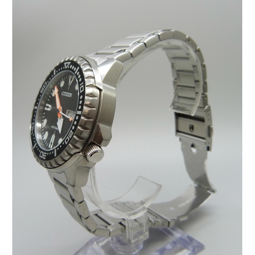 7202 - A Citizen Automatic Day Date wristwatch, with extra silicon strap, 45mm case, boxed