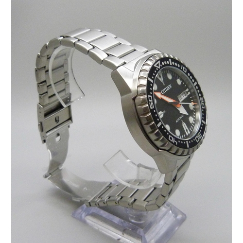 7202 - A Citizen Automatic Day Date wristwatch, with extra silicon strap, 45mm case, boxed