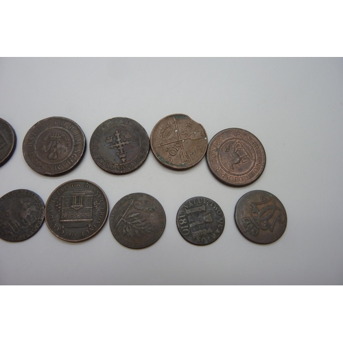 7288 - An 1813 Nottingham penny token, Birmingham, Birmingham and South Wales, other tokens and a US 1837 o... 