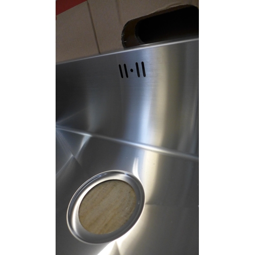 4007 - Steel / Composite Trough Style Sink (464-26) *This lot is subject to Vat