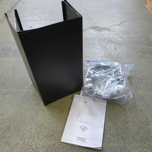 4009 - Black glass angled extractor  (464-204)  * This lot is subject to vat