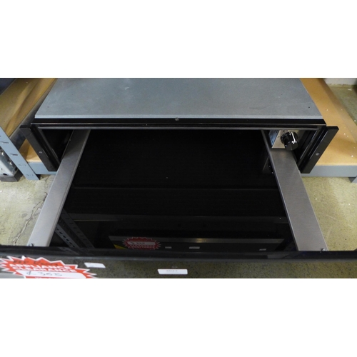 4027 - Bosch warming drawer (464-201)  * This lot is subject to vat