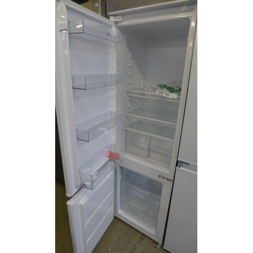 4049 - AEG Integrated 70/30 Fridge Freezer (Frost Free), Original RRP £832.5 inc Vat (464-34) *This lot is ... 