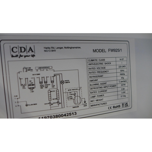 4050 - CDA 50/50 Integrated Fridge Freezer (Frost Free)- model no - FW925, Original RRP £440.83 inc Vat (46... 